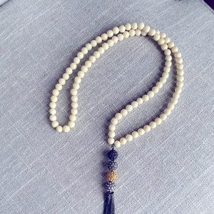 Stella & Dot tassel necklace